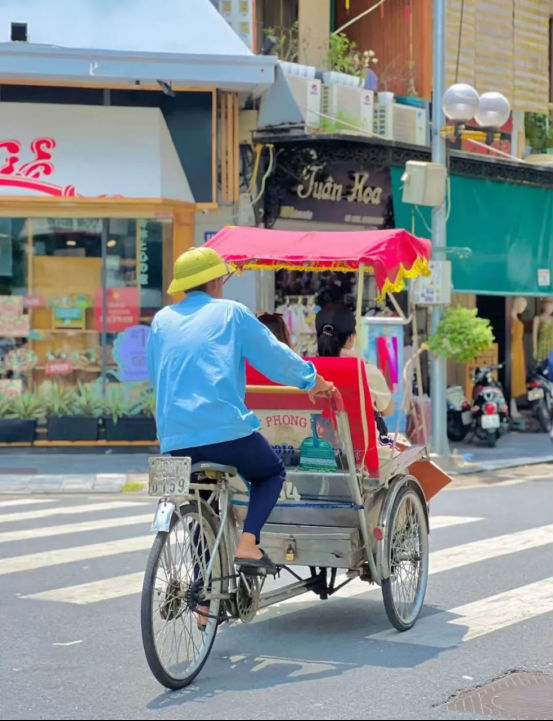 海泰财务 | 2025年度越南下龙湾之旅圆满收官